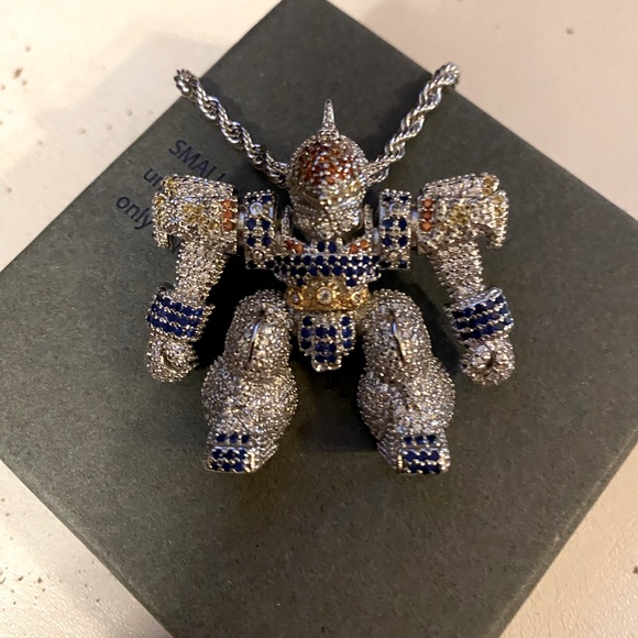 10K Yellow Gold & Rhodium Snowflake Charm Pendant - Diamond-Cut Detail (25mm X 16mm)